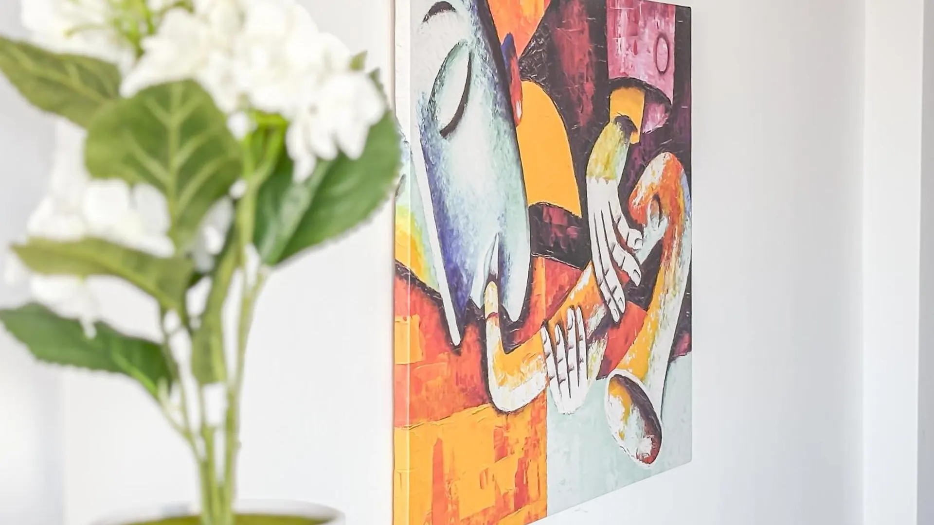 Chic & Modern Apartament In Bucharest City Center