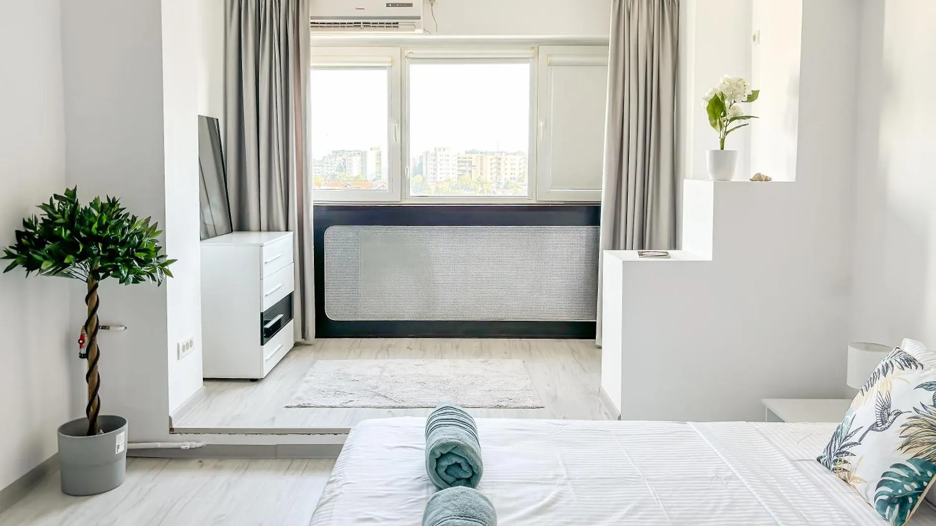 Chic & Modern Apartament In Bucharest City Center